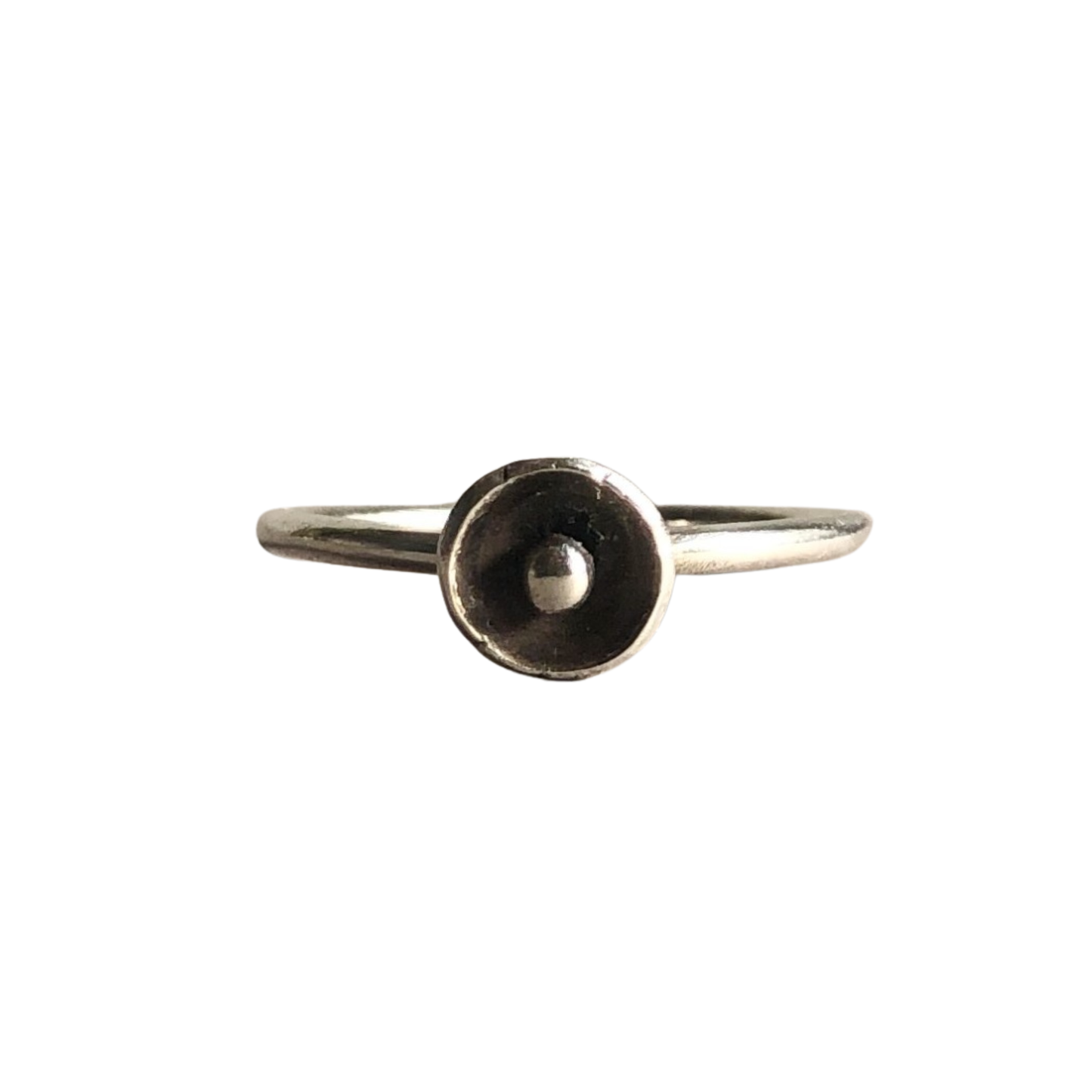 Silberner Stapelring mit Untertasse