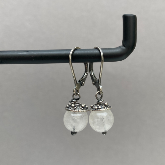 Silberne Herrenohrringe mit Mondstein, Hakenohrringe für Herren (jeweils)